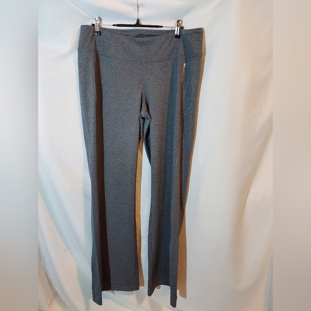 AriatTEK Heat Series Performance Training Flare Pants - Heather Grey - Large